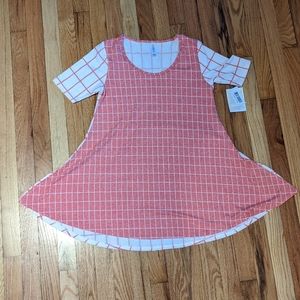 NWT  LuLaRoe short sleeve shirt checked pattern